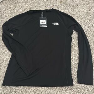 Men’s Large slim fit long sleeve The North Face Summit 120 Crew in black.